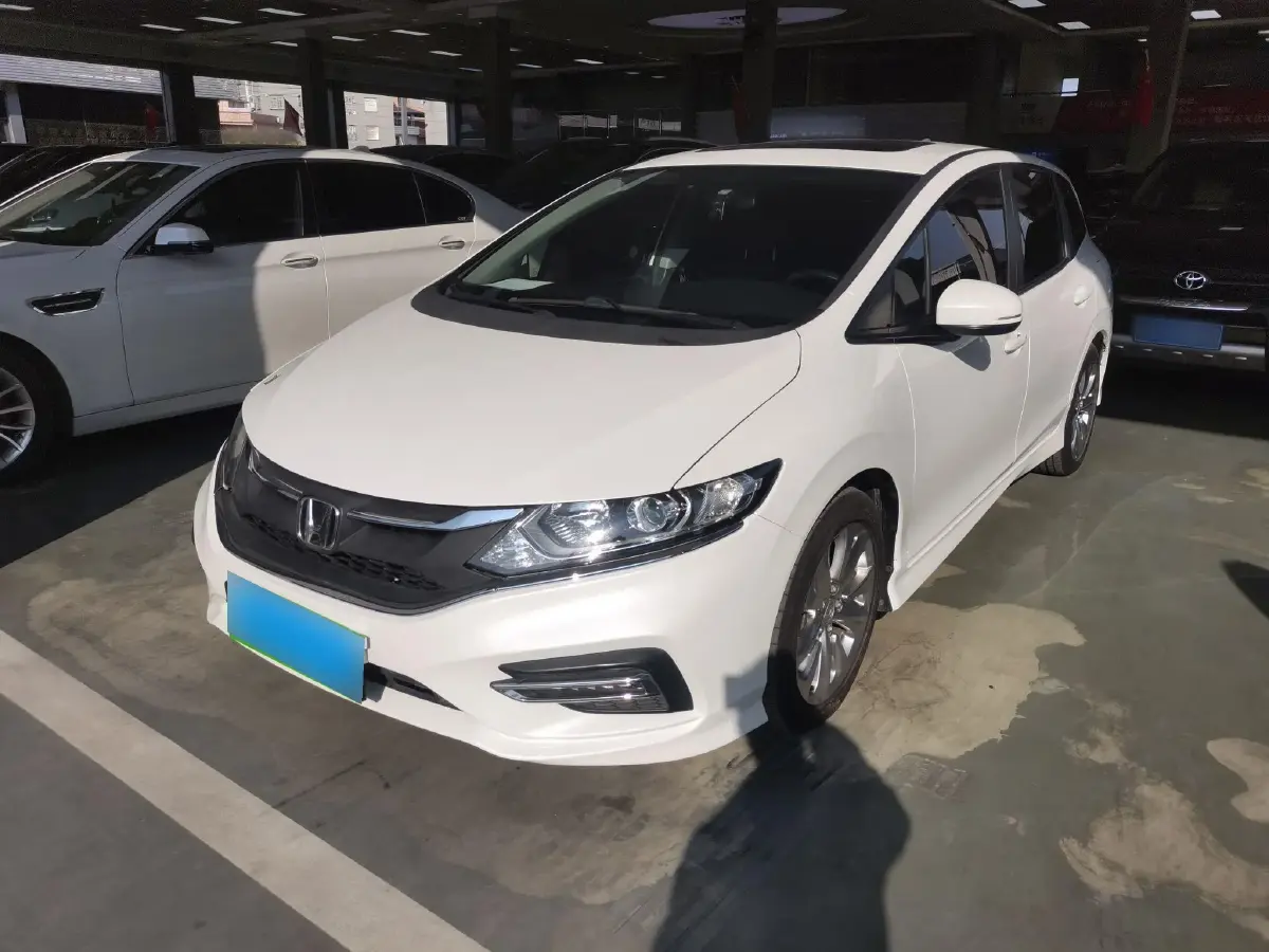 2017 Honda Jade 1.8L 141HP L4 5AT