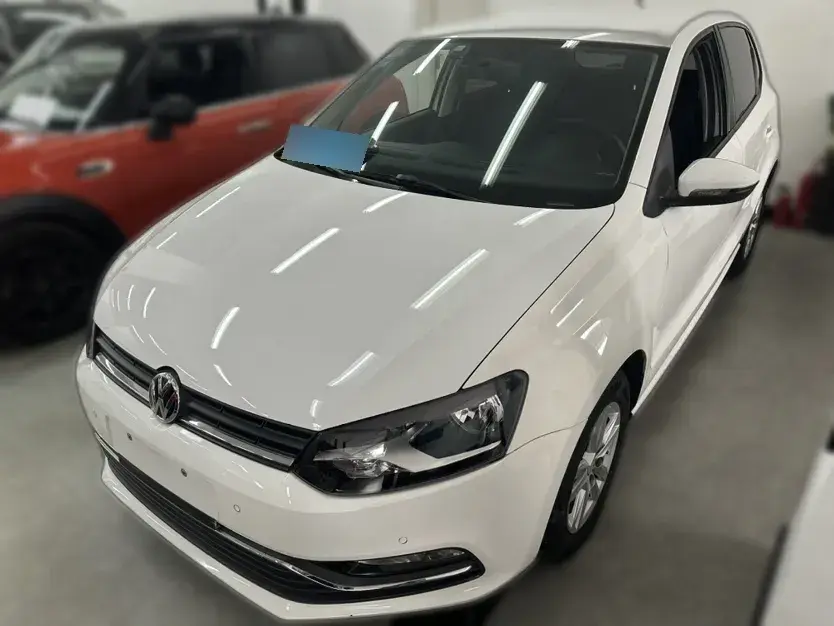 2016 Volkswagen Polo 1.4L 90HP L4 6AT