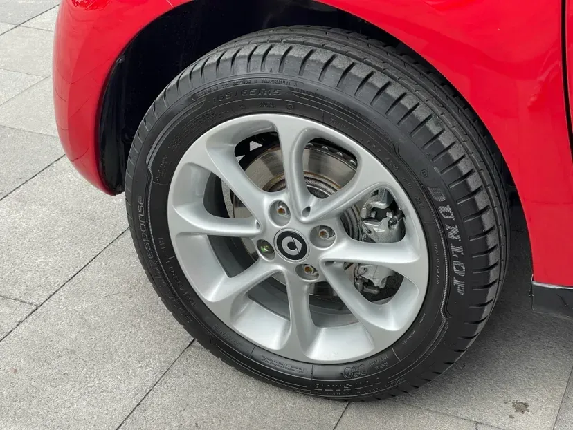 2018 Smart smart forfour 1.0L 71HP L3 6DCT,autocango,china used car exporter,china ev exporter,chinese used car exporter,chinese used ev exporter