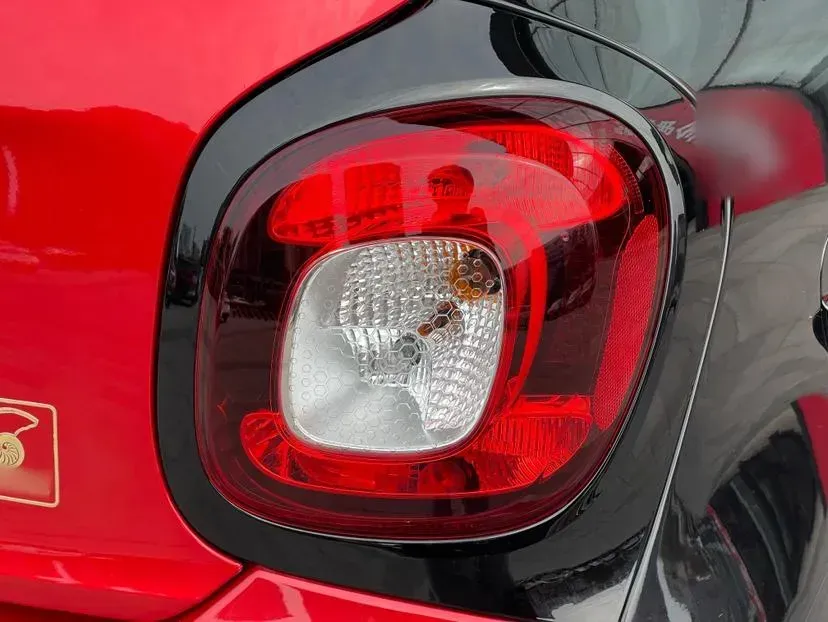 2018 Smart smart forfour 1.0L 71HP L3 6DCT,autocango,china used car exporter,china ev exporter,chinese used car exporter,chinese used ev exporter