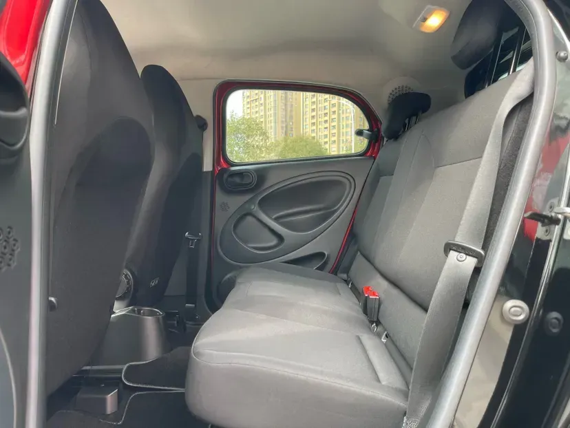 2018 Smart smart forfour 1.0L 71HP L3 6DCT,autocango,china used car exporter,china ev exporter,chinese used car exporter,chinese used ev exporter