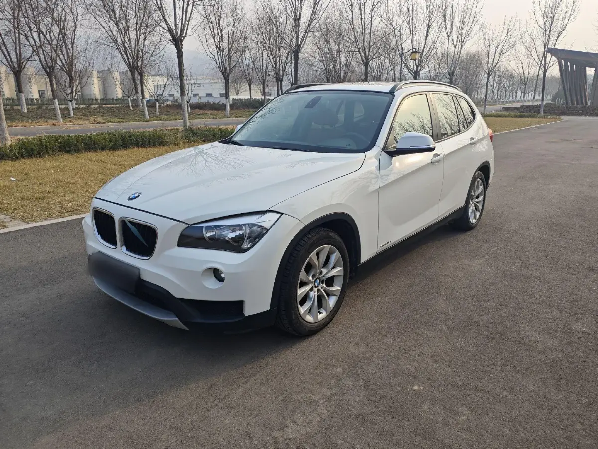2013 BMW X1 2.0L 150HP L4 6AT