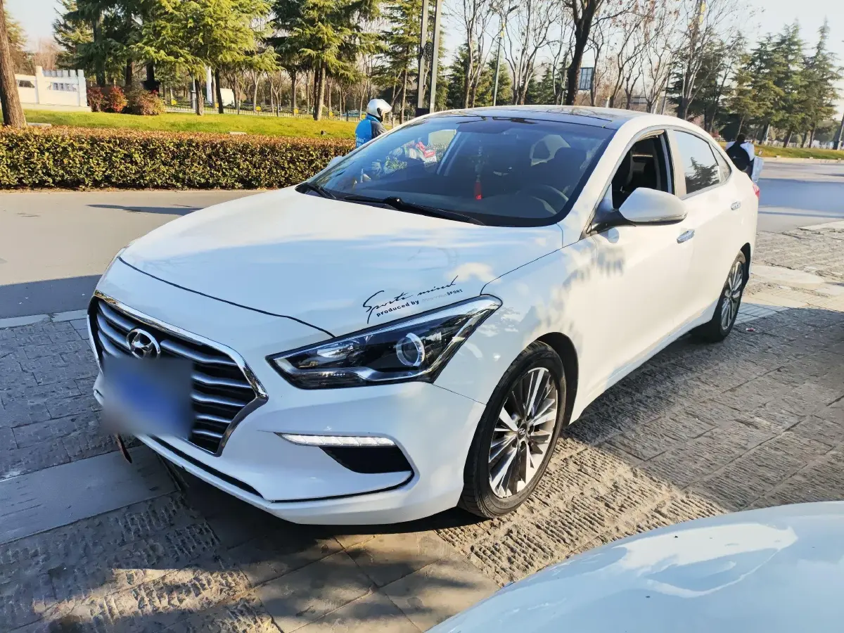 2017 Hyundai Mistra 1.8L 143HP L4 6AT