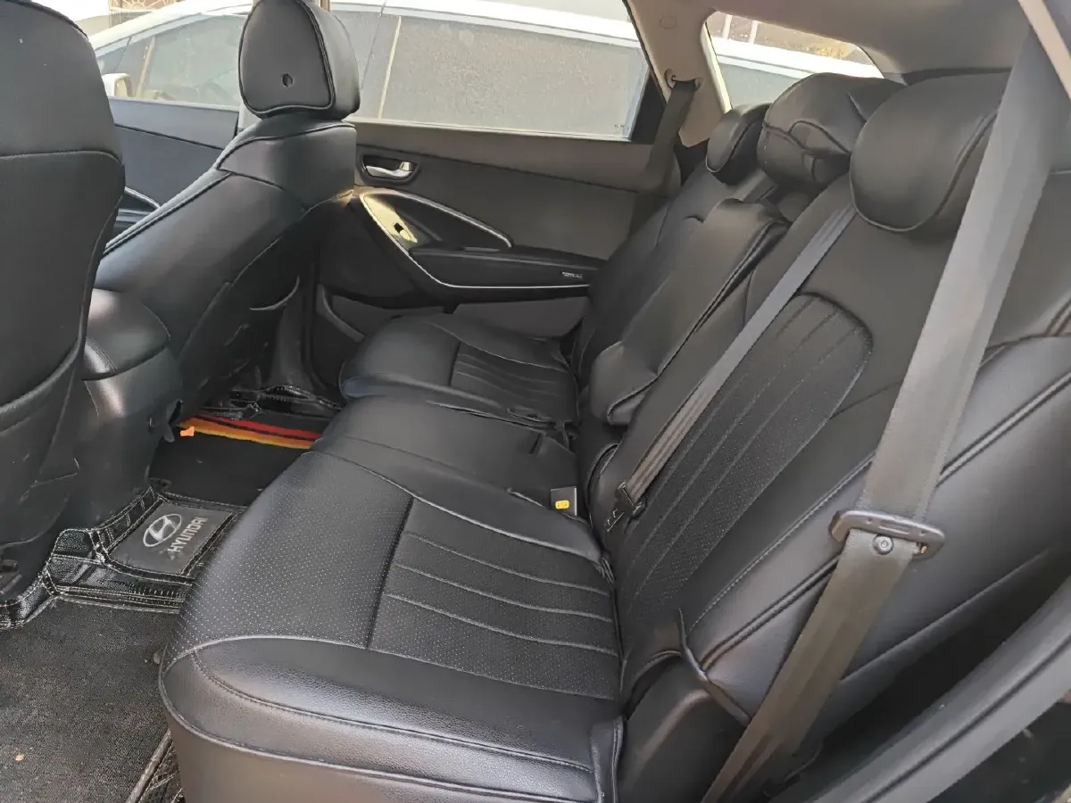 2016 Hyundai Grand SantaFe 2.0T 241HP L4 6AT,autocango,china used car exporter,china ev exporter,chinese used car exporter,chinese used ev exporter