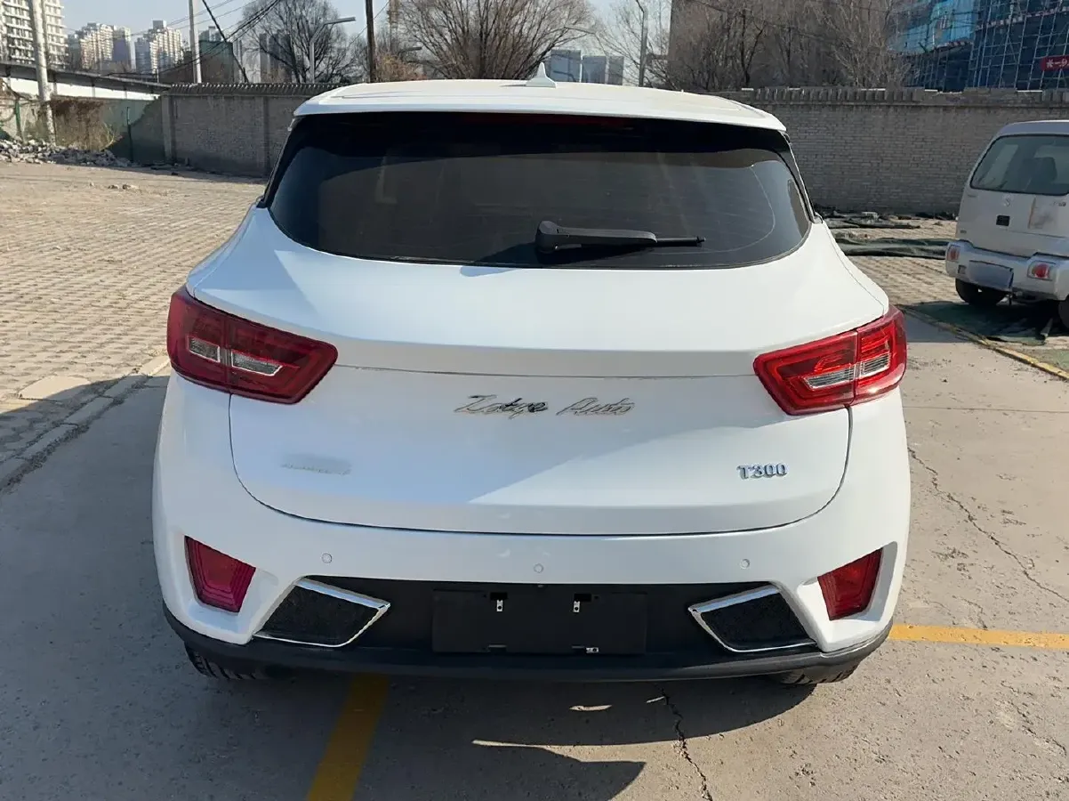2017 Zotye T300 1.5L 112HP L4 5MT,autocango,china used car exporter,china ev exporter,chinese used car exporter,chinese used ev exporter