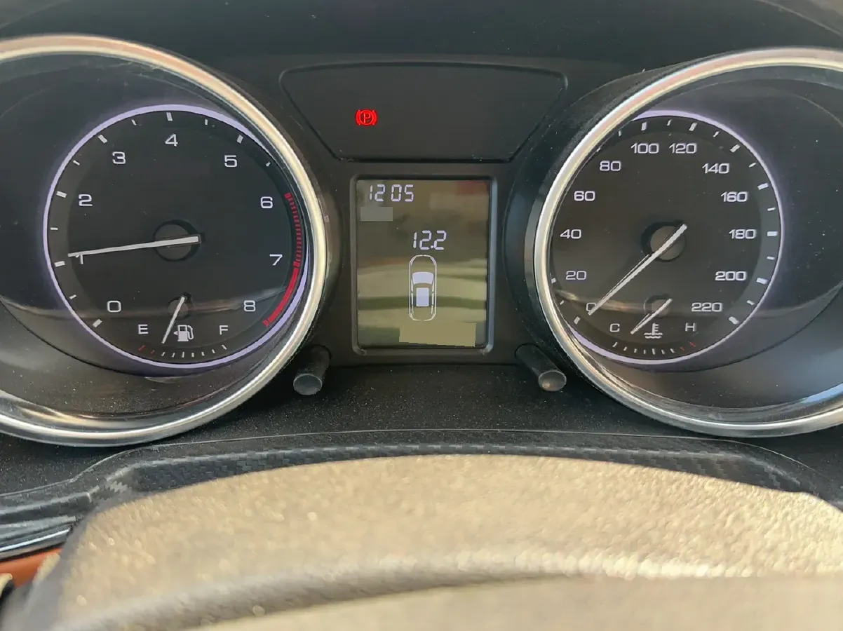 2017 Zotye T300 1.5L 112HP L4 5MT,autocango,china used car exporter,china ev exporter,chinese used car exporter,chinese used ev exporter