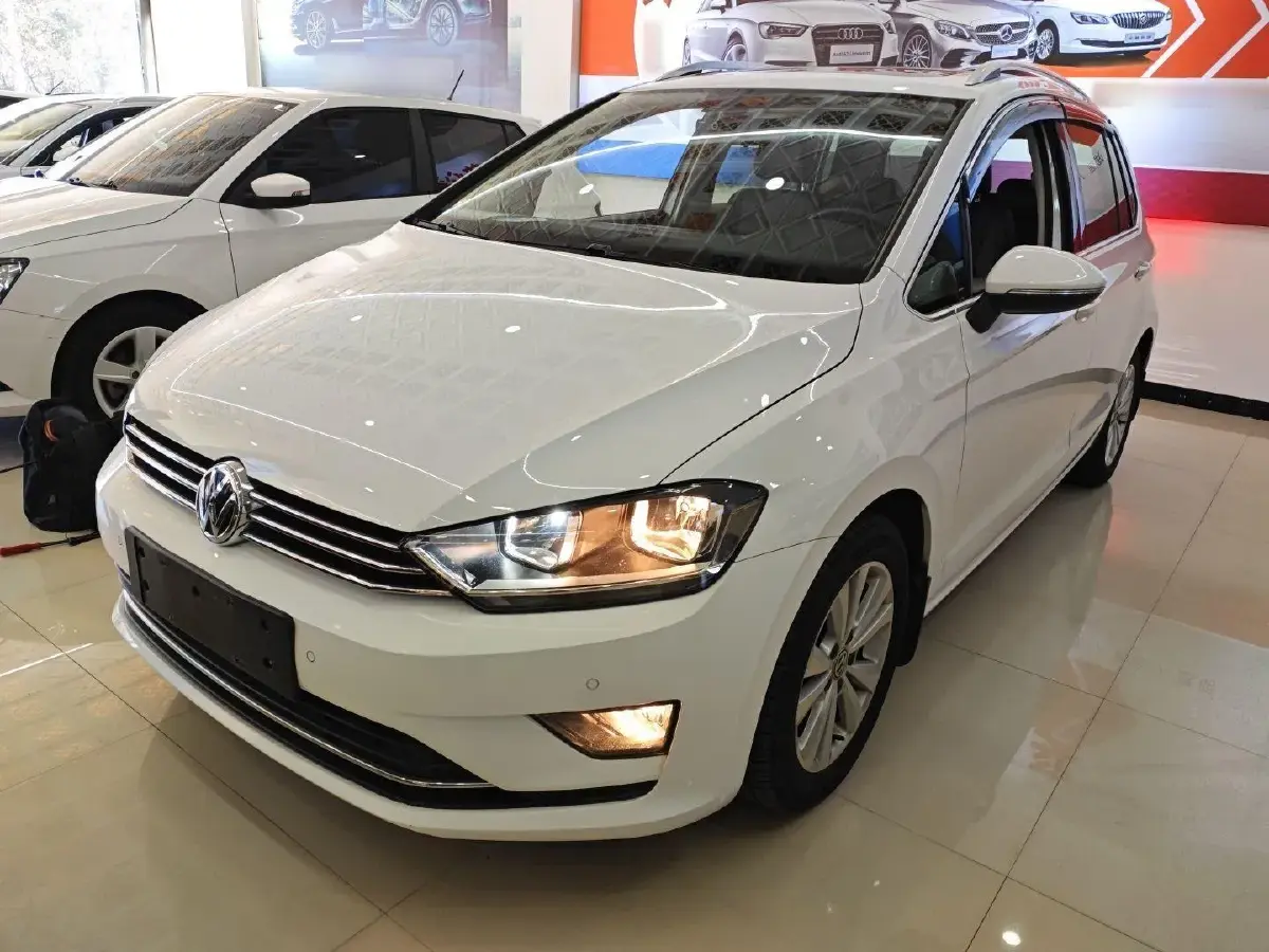 2018 Volkswagen Golf Sportsvan 1.4T 131HP L4 7DCT