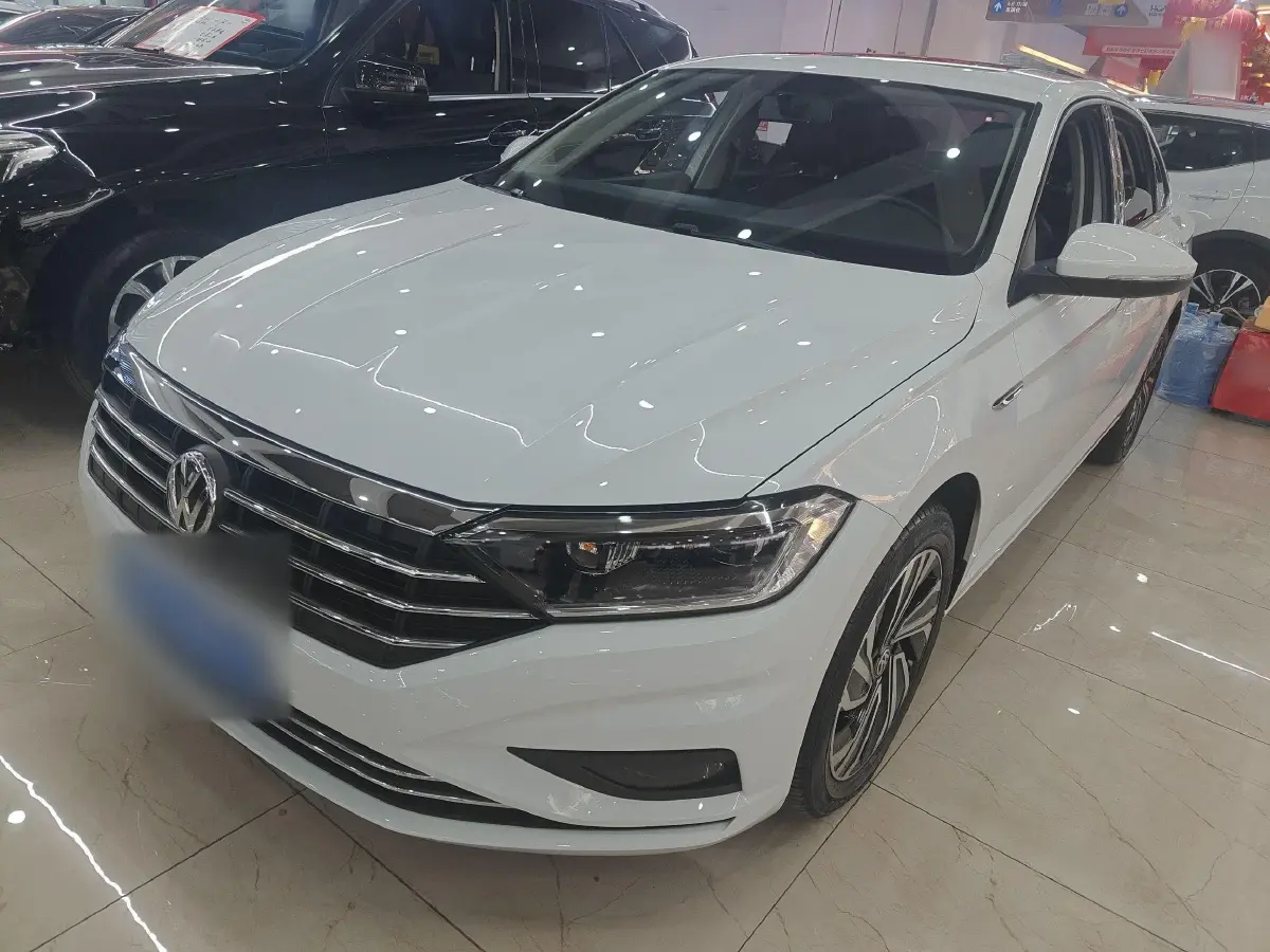 2022 Volkswagen Sagitar 1.4T 150HP L4 7DCT