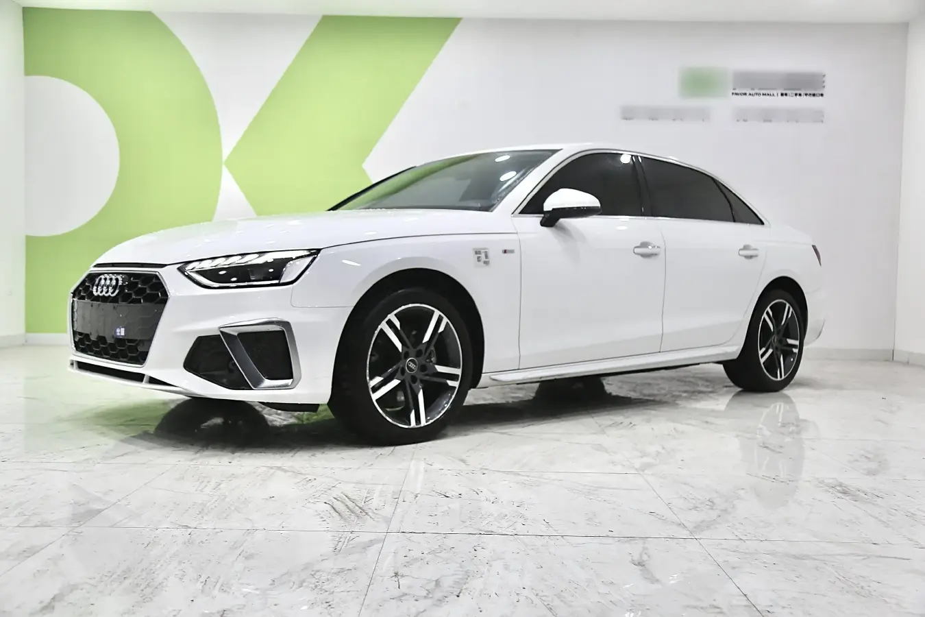 2022 Audi A4L 2.0T 190HP L4 7DCT