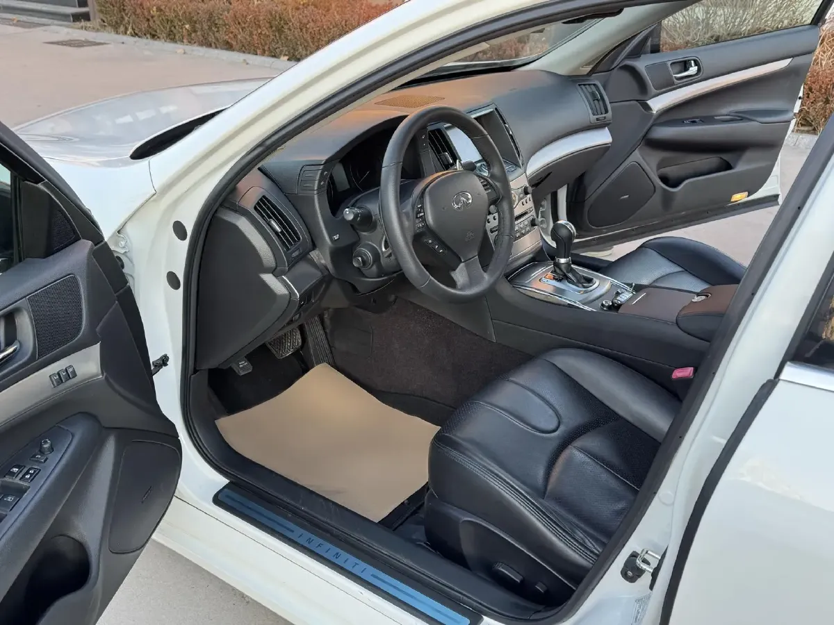 2013 Infiniti G Series 2.5L 235HP V6 7AT,autocango,china used car exporter,china ev exporter,chinese used car exporter,chinese used ev exporter