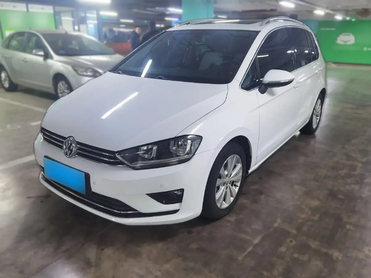 2016 Volkswagen Golf Sportsvan 1.4T 131HP L4 7DCT