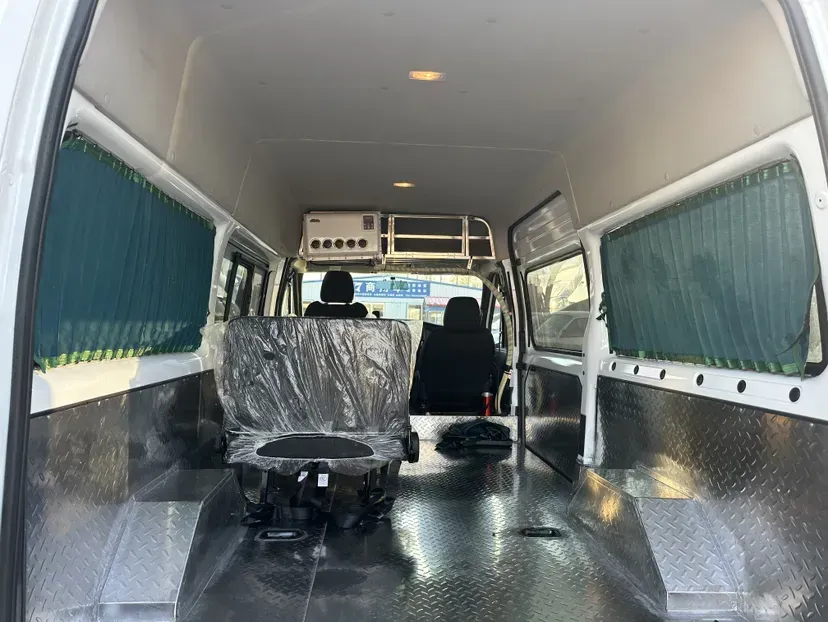 2023 JMC FuShun 2.0T 146HP L4 6MT,autocango,china used car exporter,china ev exporter,chinese used car exporter,chinese used ev exporter