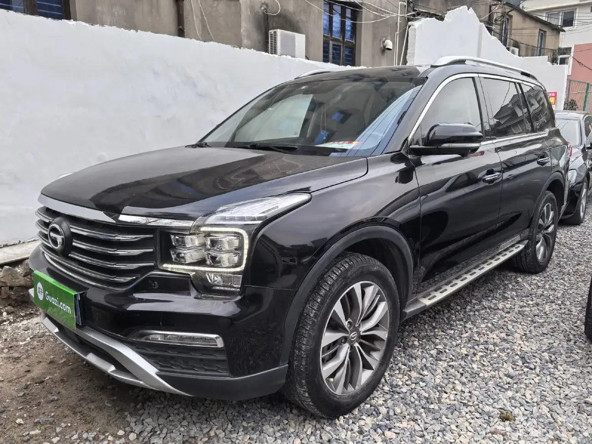 2017 GAC Trumpchi GS8 2.0T 201HP L4 6AT