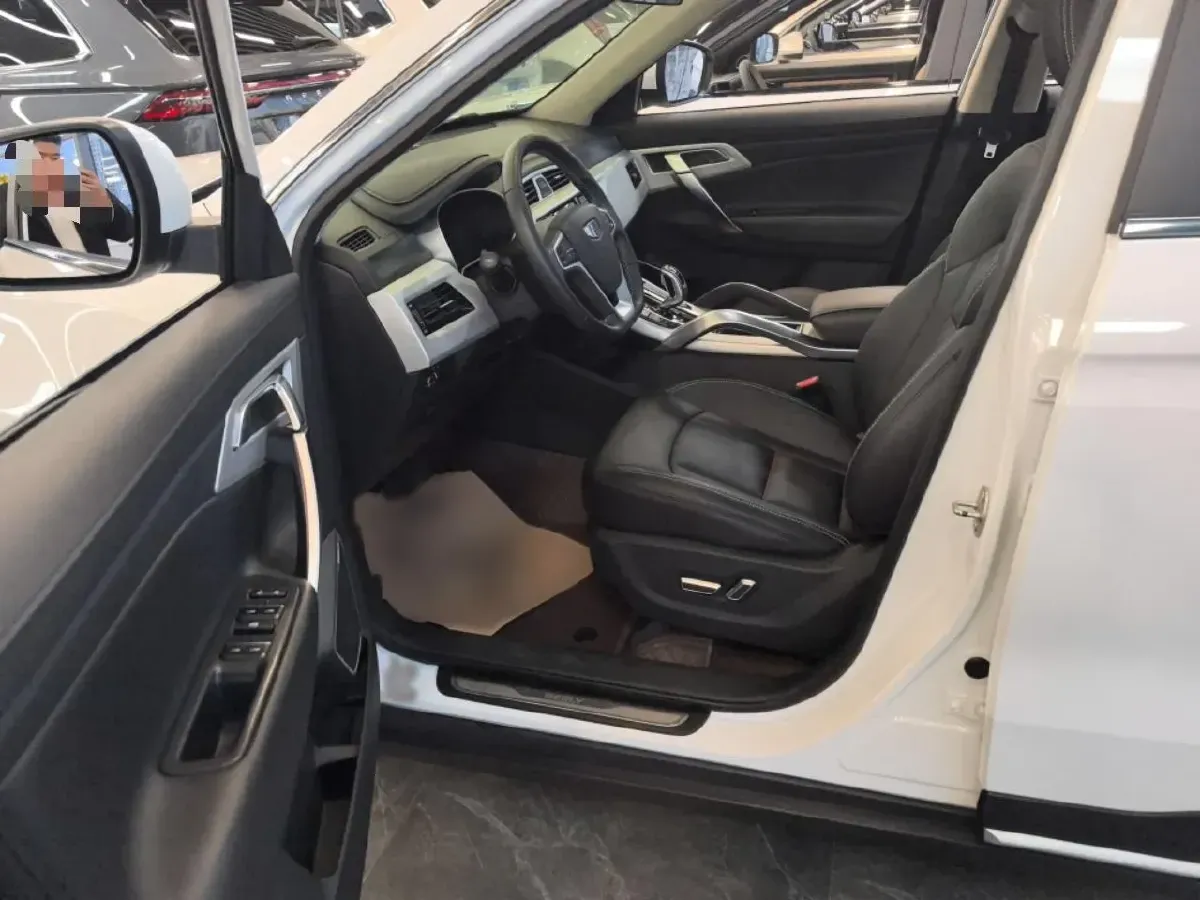 2020 Geely Azkarra 1.8T 184HP L4 7DCT,autocango,china used car exporter,china ev exporter,chinese used car exporter,chinese used ev exporter