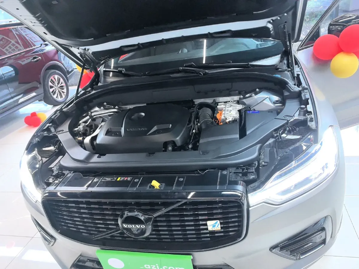 2021 Volvo XC60 PHEV 2.0T 303HP L4 8AT PHEV 11.6KWH,autocango,china used car exporter,china ev exporter,chinese used car exporter,chinese used ev exporter