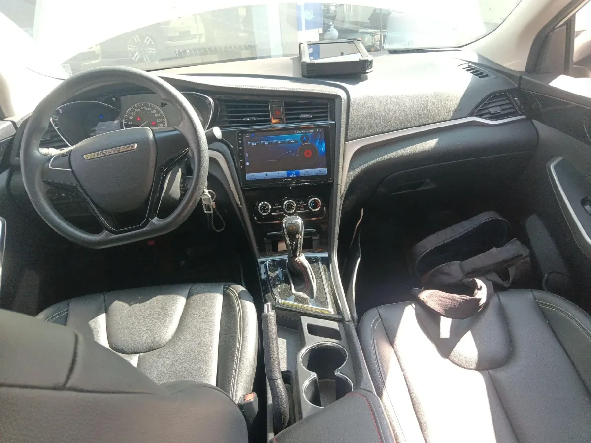 2021 Venucia D60 1.6L 122HP L4 CVT,autocango,china used car exporter,china ev exporter,chinese used car exporter,chinese used ev exporter