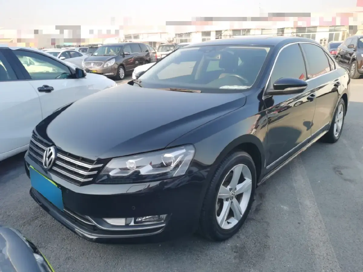 2014 Volkswagen Passat 1.8T 160HP L4 7DCT