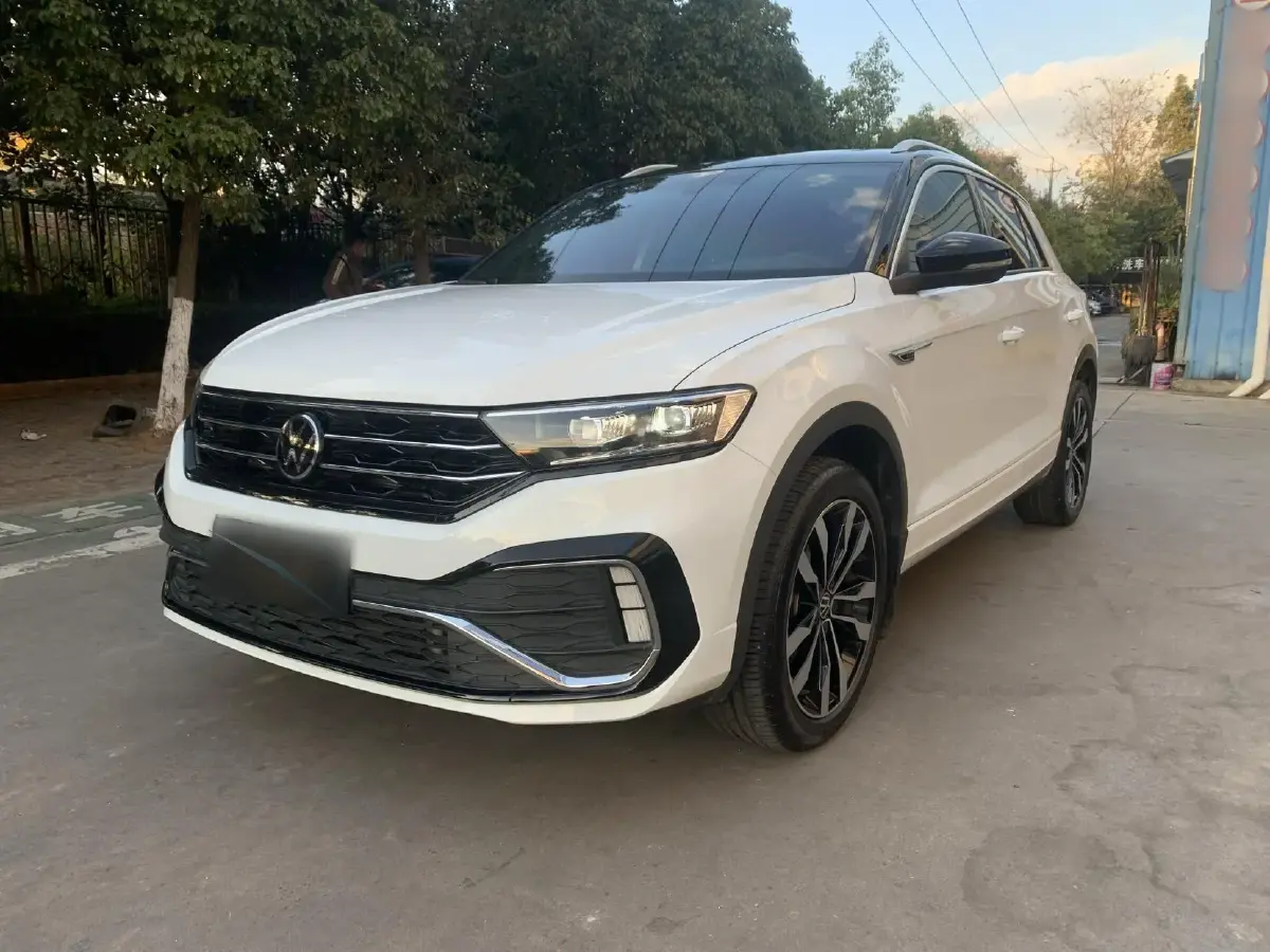 2022 Volkswagen T-Roc 1.4T 150HP L4 7DCT