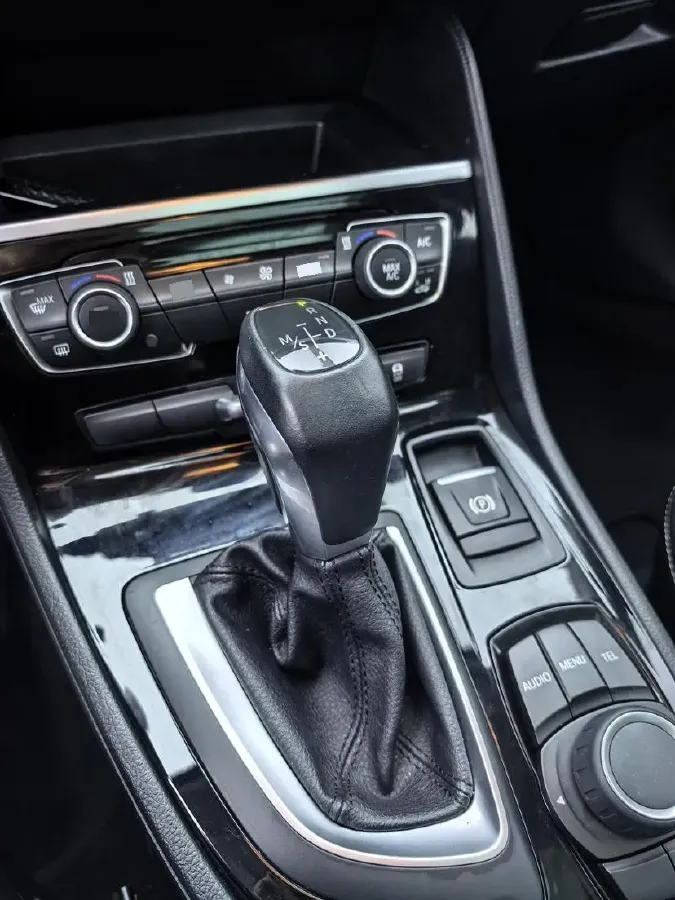 2015 BMW 2 Series SUV 1.5T 136HP L3 6AT,autocango,china used car exporter,china ev exporter,chinese used car exporter,chinese used ev exporter