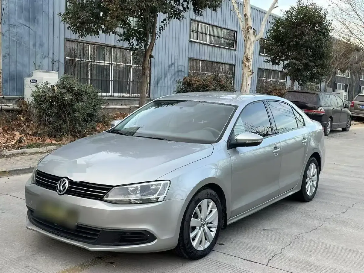 2014 Volkswagen Sagitar 1.6L 105HP L4 6AT