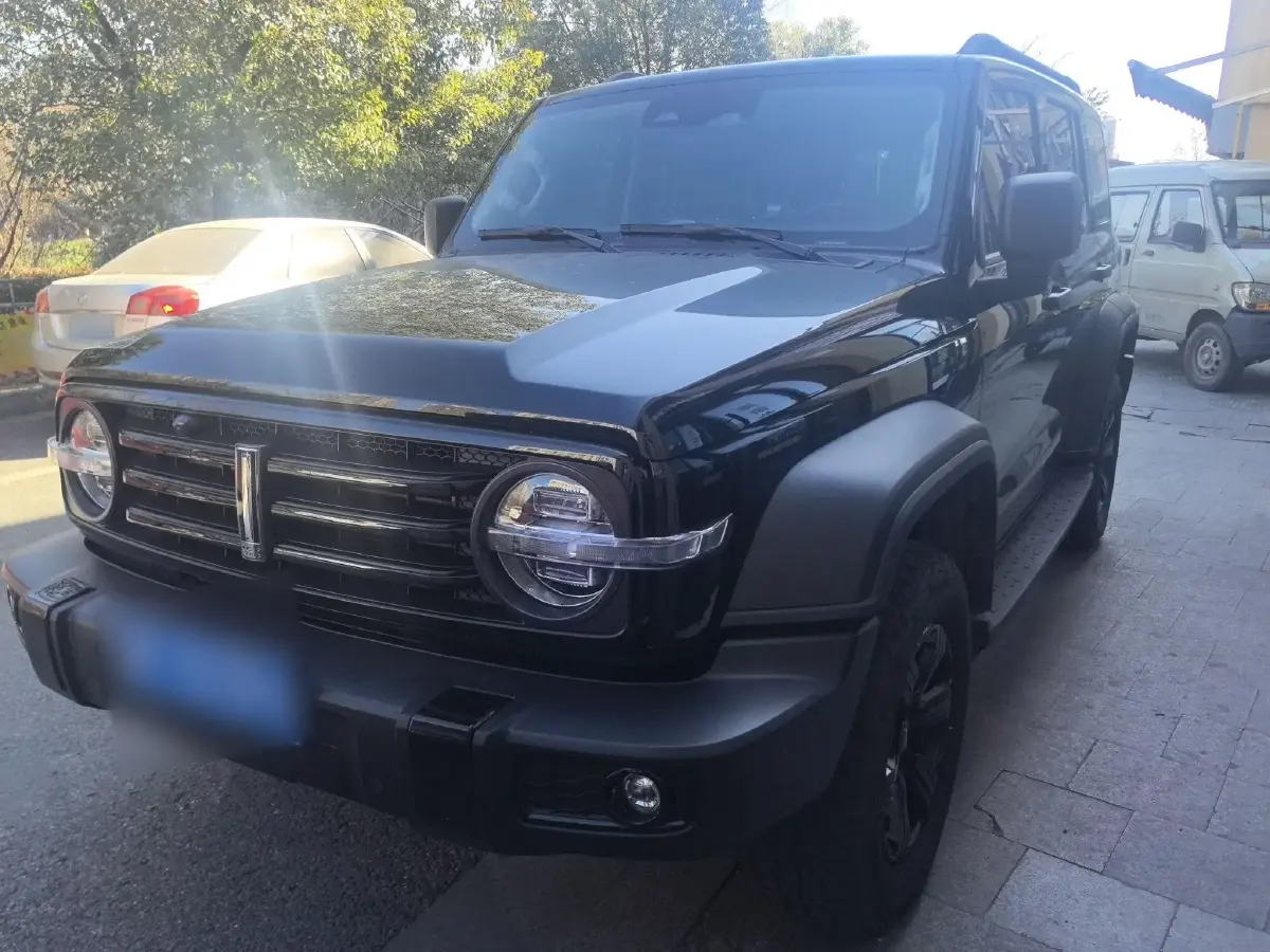 2021 Tank 300 2.0T 227HP L4 8AT