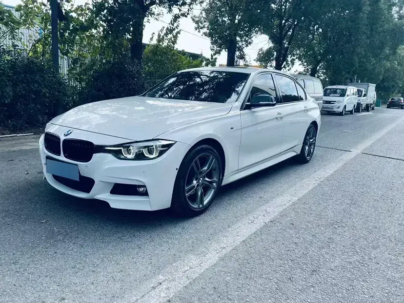2019 BMW 1 Series 1.5T 136HP L3 6AT