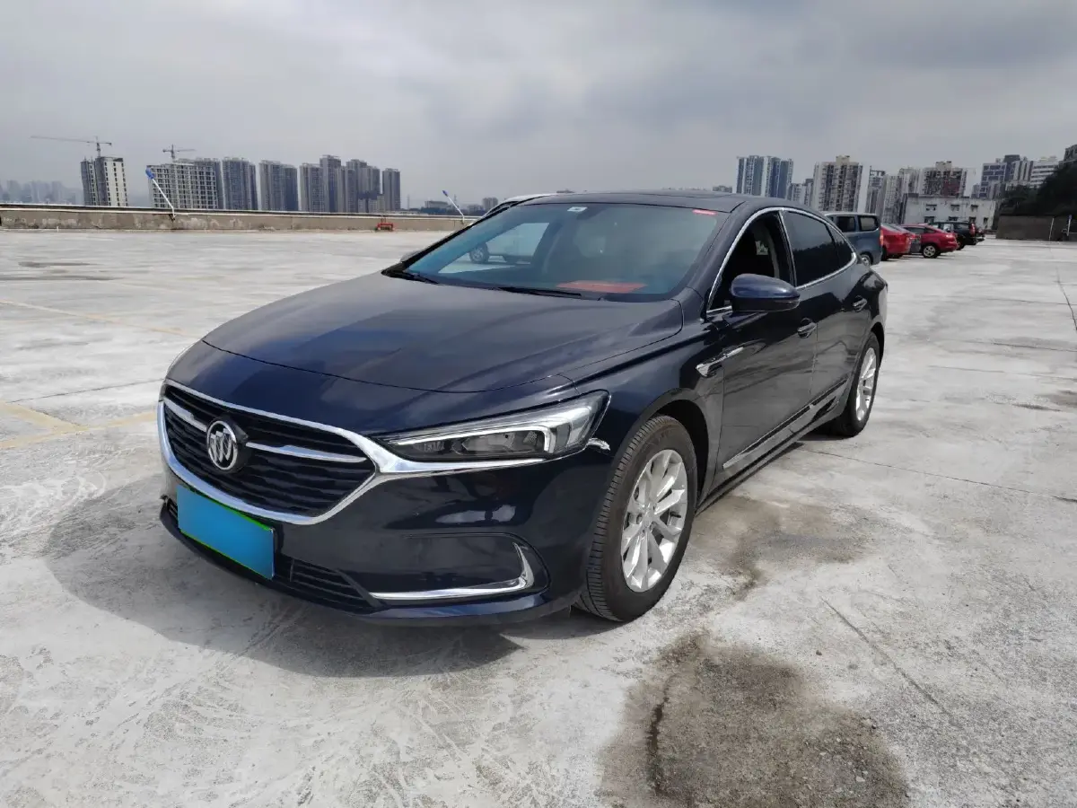 2022 Buick Larcosse 1.5T 169HP L4 9AT