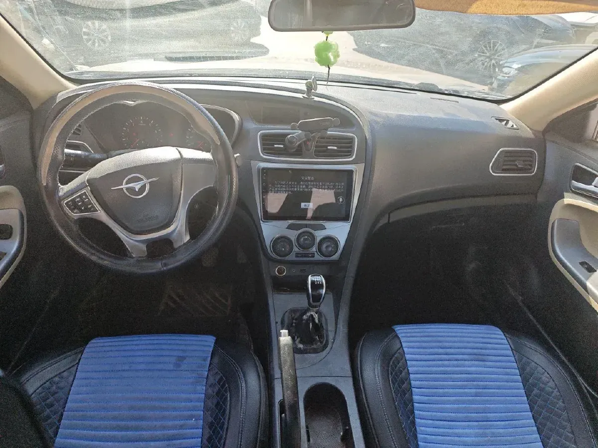 2016 HaiMa Family 1.6L 125HP L4 6MT,autocango,china used car exporter,china ev exporter,chinese used car exporter,chinese used ev exporter