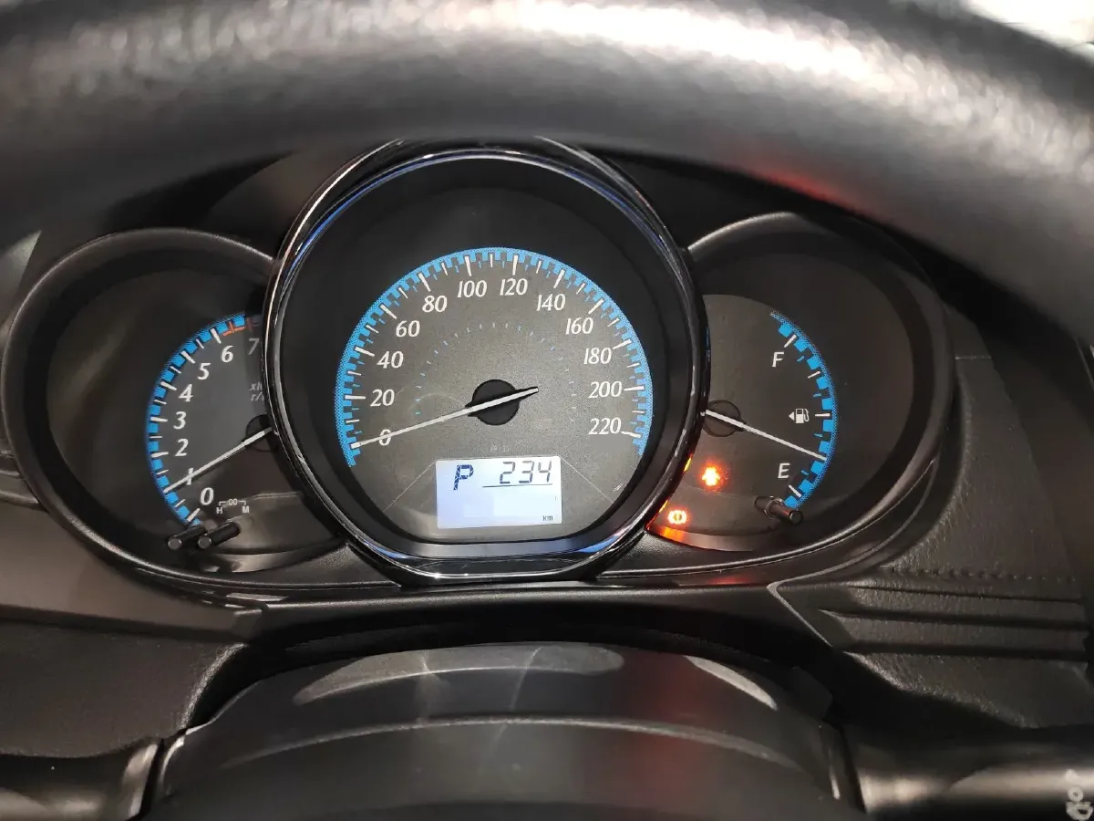 2016 Toyota Yaris L 1.5L 107HP L4 CVT,autocango,china used car exporter,china ev exporter,chinese used car exporter,chinese used ev exporter