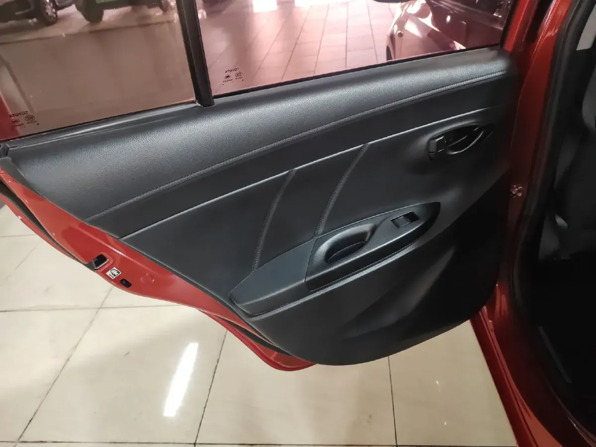 2016 Toyota Yaris L 1.5L 107HP L4 CVT,autocango,china used car exporter,china ev exporter,chinese used car exporter,chinese used ev exporter