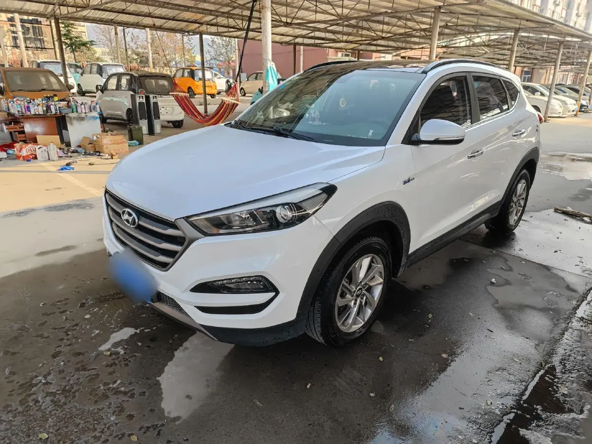 2015 Hyundai Tucson 1.6T 177HP L4 7DCT