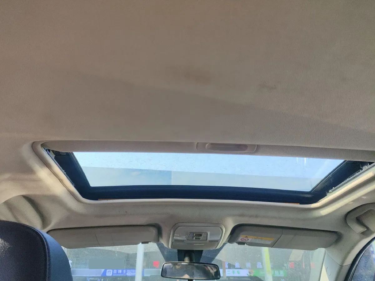 2015 Leopaard CS10 2.0T 177HP L4 6MT,autocango,china used car exporter,china ev exporter,chinese used car exporter,chinese used ev exporter