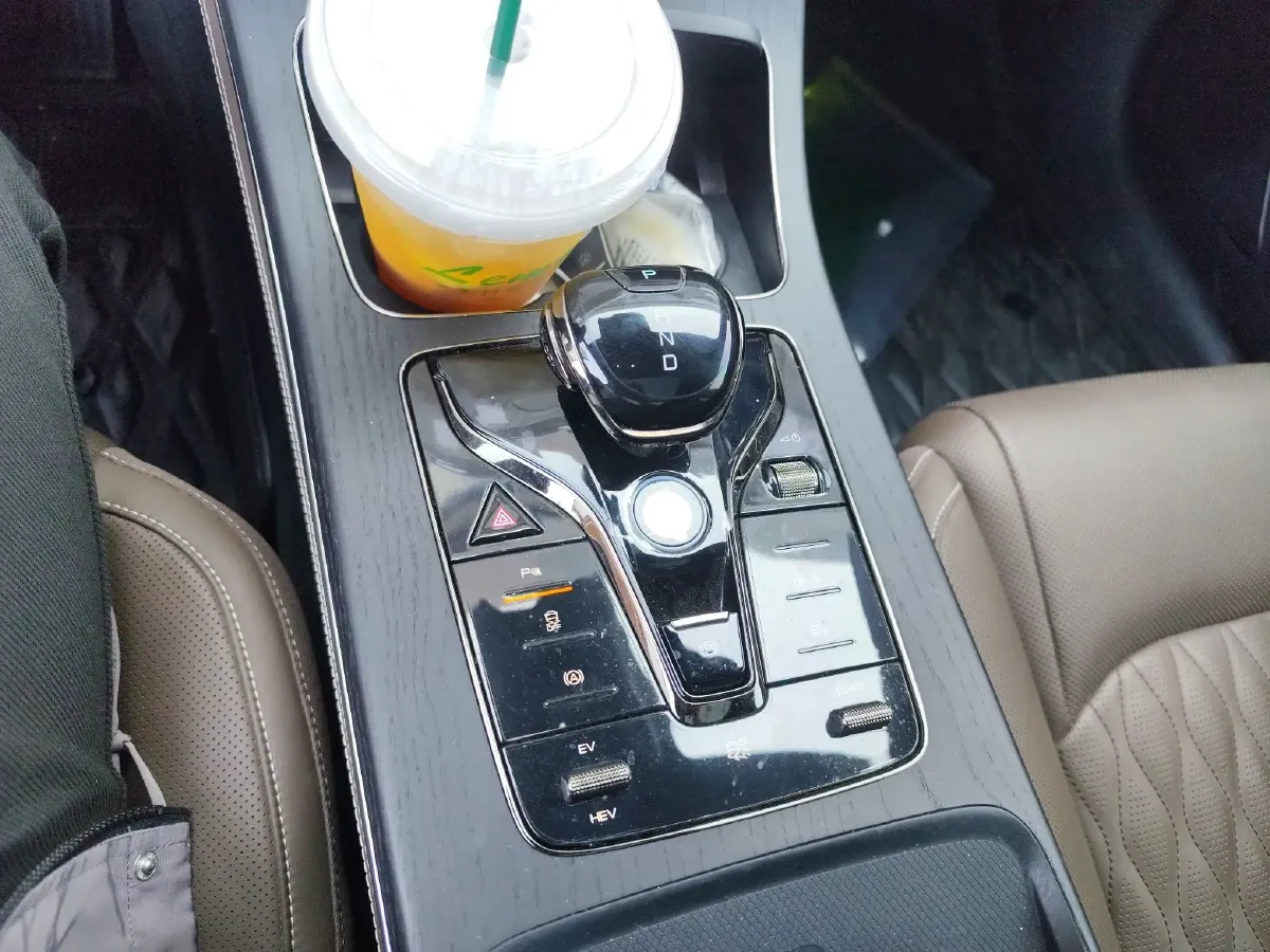 2022 BYD Han 1.5T 139HP L4 E-CVT PHEV 18.3KWH,autocango,china used car exporter,china ev exporter,chinese used car exporter,chinese used ev exporter