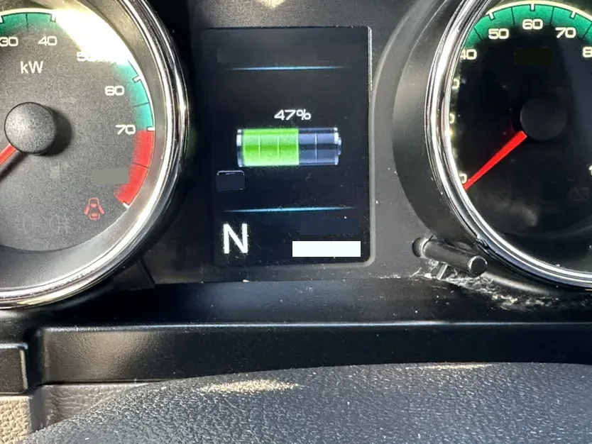 2023 DongFeng DFAC YuFeng EM26 BEV 41.86KWH,autocango,china used car exporter,china ev exporter,chinese used car exporter,chinese used ev exporter