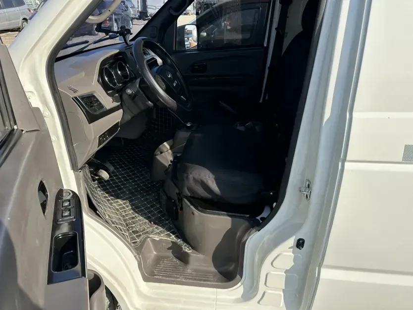 2023 DongFeng DFAC YuFeng EM26 BEV 41.86KWH,autocango,china used car exporter,china ev exporter,chinese used car exporter,chinese used ev exporter