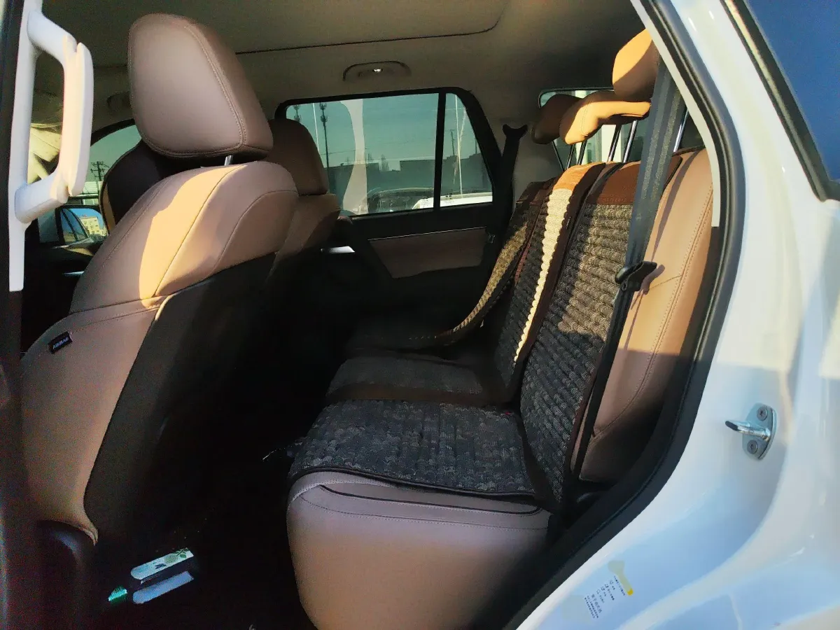 2022 BeiJing BJ60 2.0T 267HP L4 8AT,autocango,china used car exporter,china ev exporter,chinese used car exporter,chinese used ev exporter