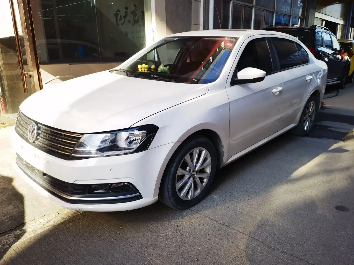2017 Volkswagen Lavida 1.6L 110HP L4 6AT