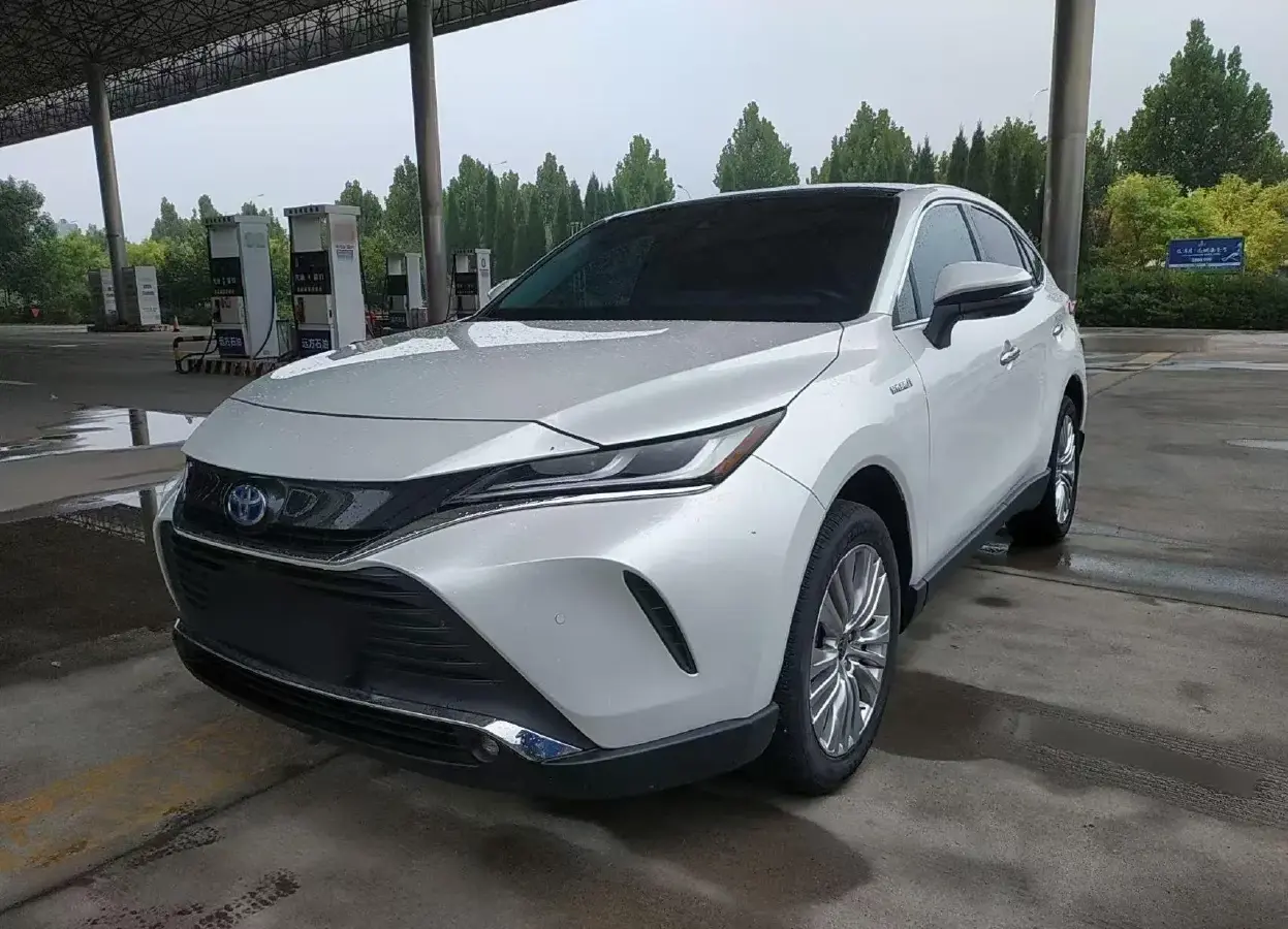 2022 Toyota Harrier 2.5L 178HP L4 E-CVT Hybrid