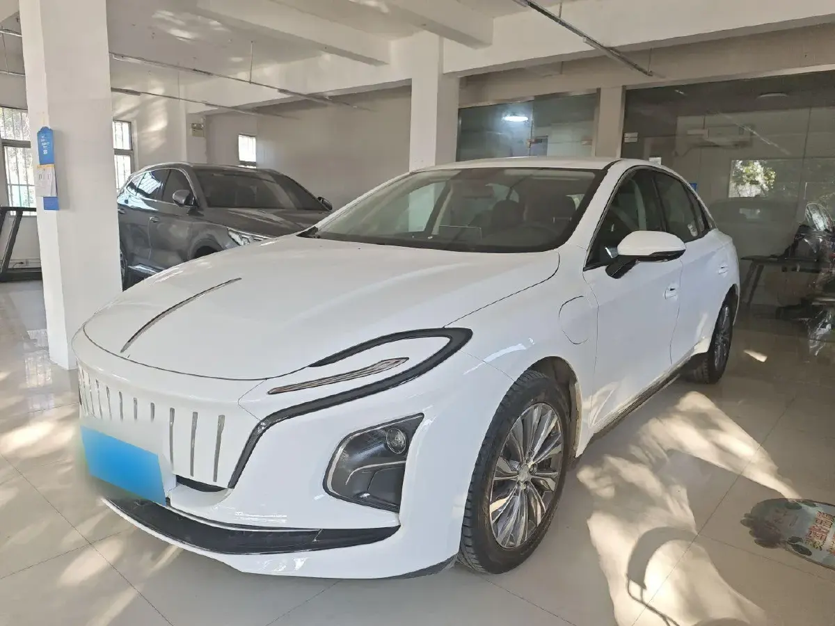 2024 HongQi E-QM5 BEV 60KWH