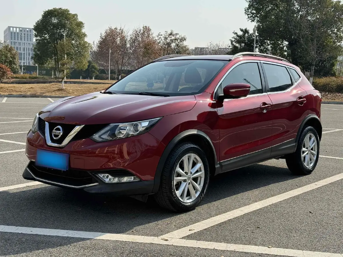 2016 Nissan Qashqai 2.0L 150HP L4 CVT
