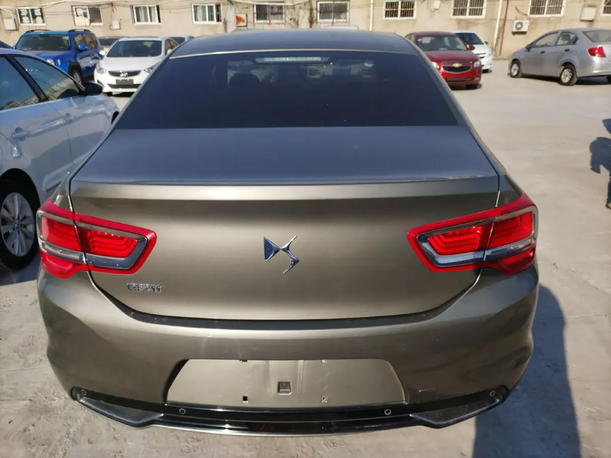 2014 DS 5LS 1.8L 139HP L4 6AT,autocango,china used car exporter,china ev exporter,chinese used car exporter,chinese used ev exporter