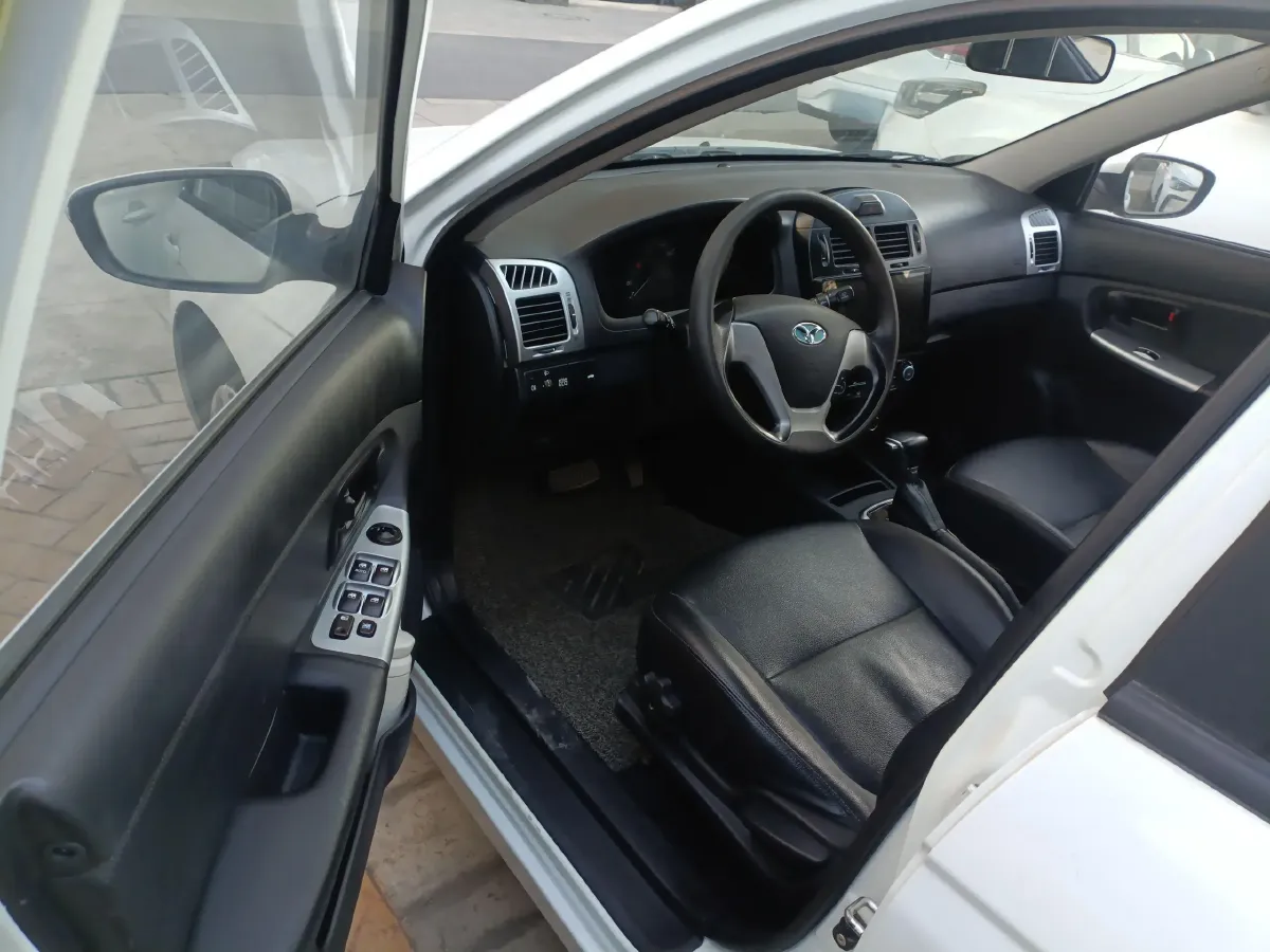 2017 Horki 300E BEV 37.58KWH,autocango,china used car exporter,china ev exporter,chinese used car exporter,chinese used ev exporter