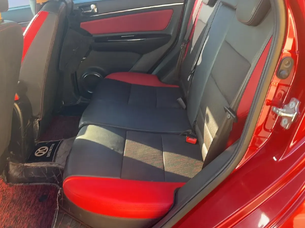 2015 BeiJing Auto Senova X25 1.5L 116HP L4 5MT,autocango,china used car exporter,china ev exporter,chinese used car exporter,chinese used ev exporter