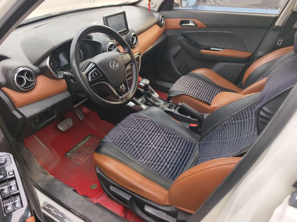 2016 BeiJing Auto Senova X35 1.5L 116HP L4 4AT,autocango,china used car exporter,china ev exporter,chinese used car exporter,chinese used ev exporter