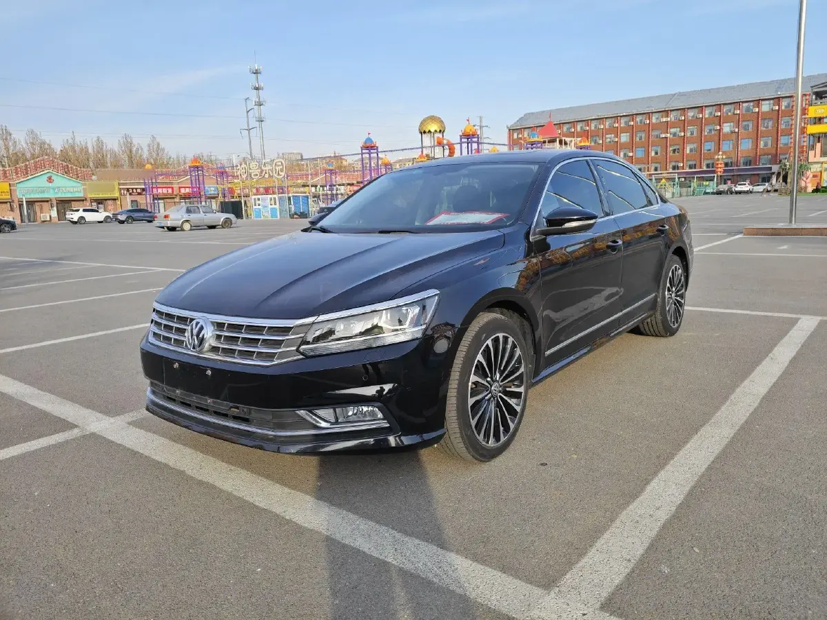 2016 Volkswagen Passat 1.8T 180HP L4 7DCT