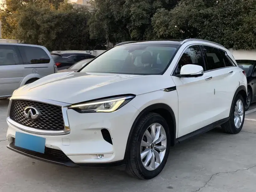 2018 Infiniti QX50 2.0T 272HP L4 CVT