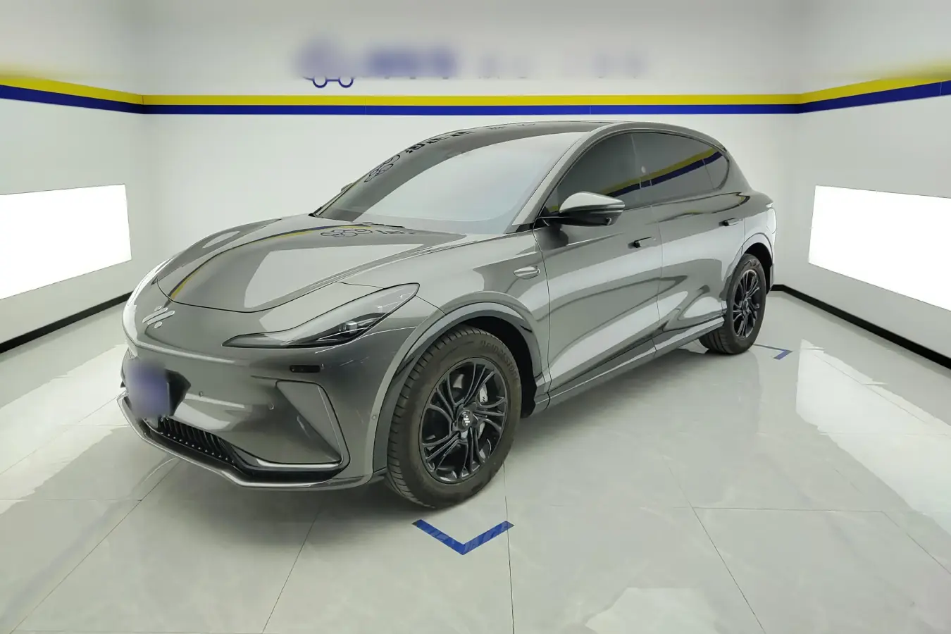 2023 IM LS7 BEV 77KWH