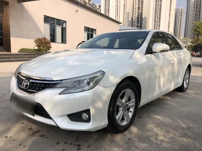 2013 Toyota Reiz 2.5L 193HP V6 6AT