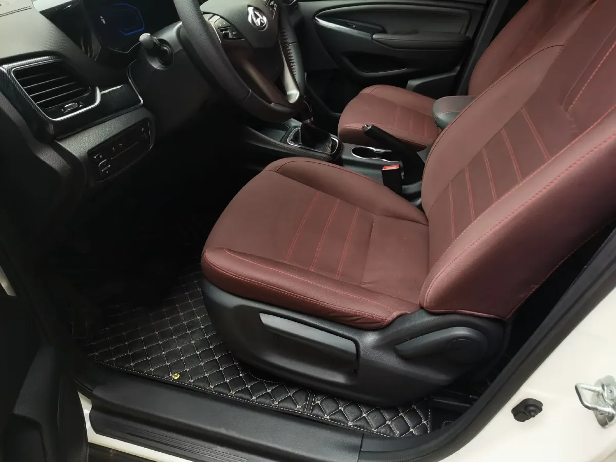 2017 ChangAn Oshan A800 1.6L 125HP L4 5MT,autocango,china used car exporter,china ev exporter,chinese used car exporter,chinese used ev exporter