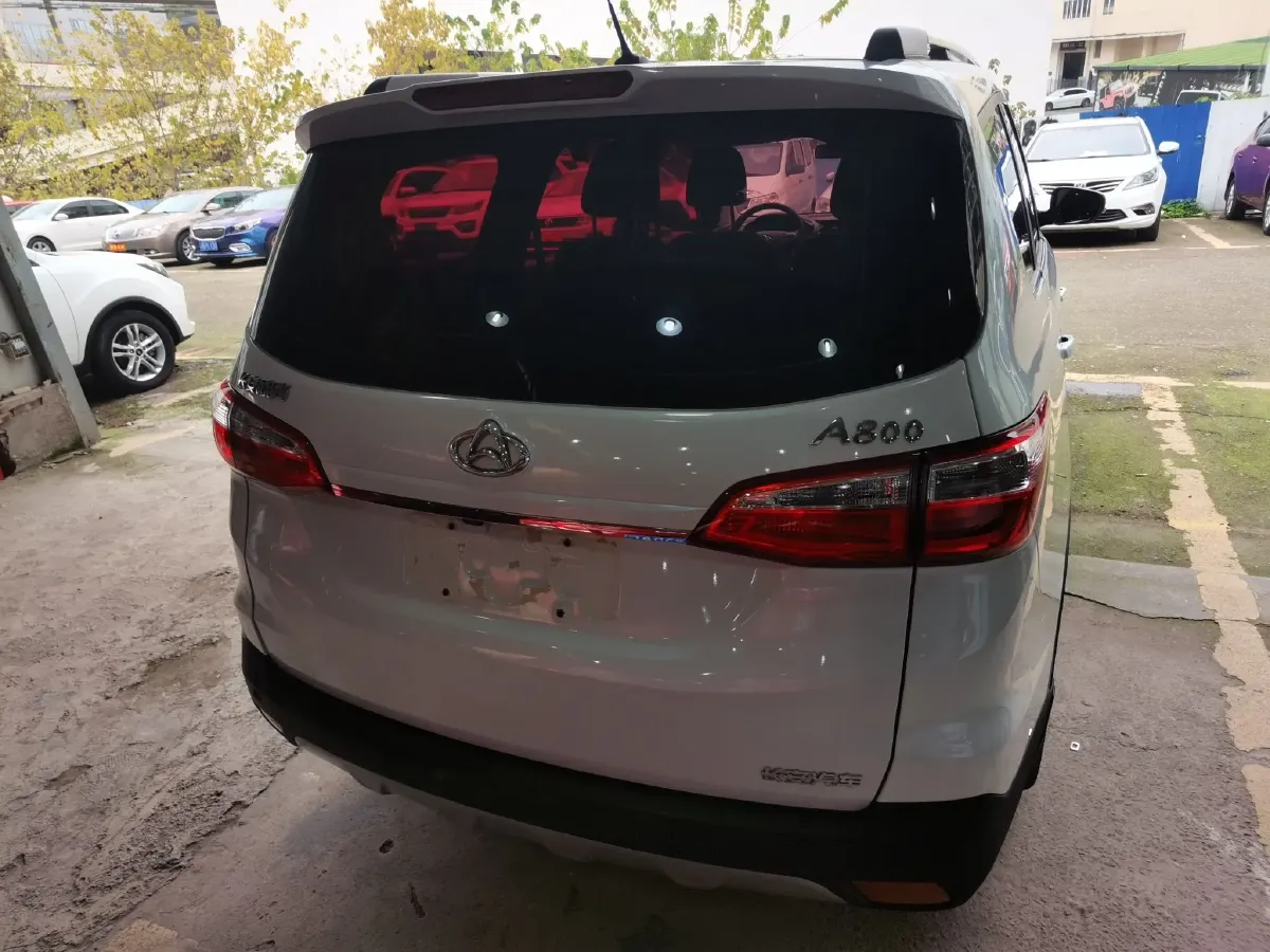2017 ChangAn Oshan A800 1.6L 125HP L4 5MT,autocango,china used car exporter,china ev exporter,chinese used car exporter,chinese used ev exporter